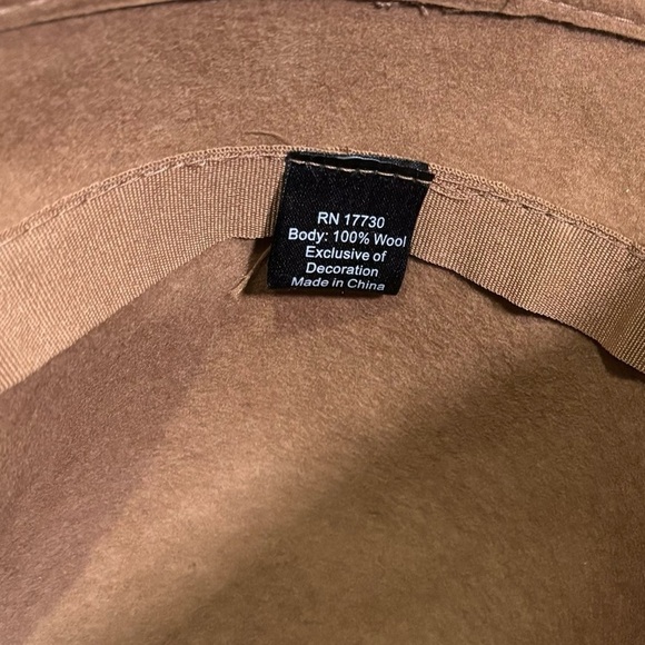 100% Wool Bucket Hat Faux Leather Animal Print Trim - Picture 6 of 7